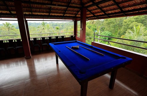 Sulthan Bathery Hotel | Jet Paark