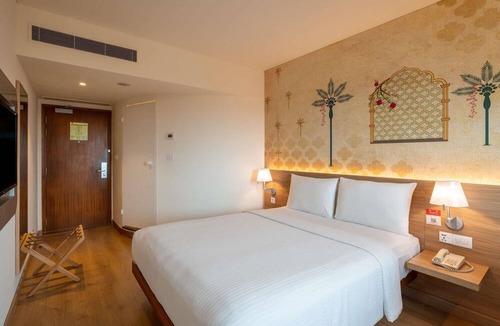 Vile Parle East Hotel | ibis Mumbai Airport Hotel