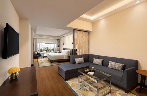 Sindhi Camp Hotel | Radisson Jaipur City Center