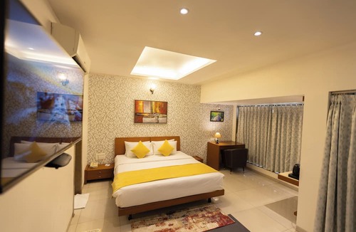 Vadodara Hotel | Pride Biznotel Alkapuri