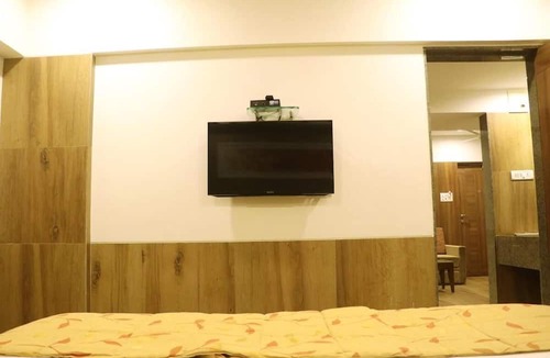 Mira Road East Hotel | GCC Sonal Apartments