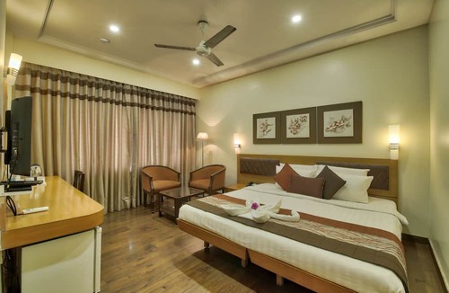 Sualkuchi Hotel | Vishwaratna Hotel