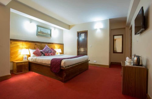 Pelling Hotel | Golden Sunrise & Spa