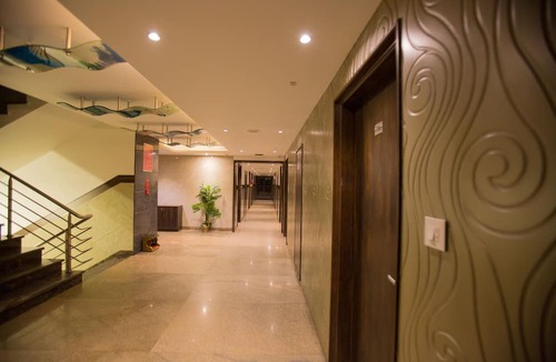 Gandhi Nagar Hotel | Myspace Hotels Silverstar