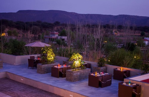 Achrol Hotel | Riverarch Greenfields Resorts