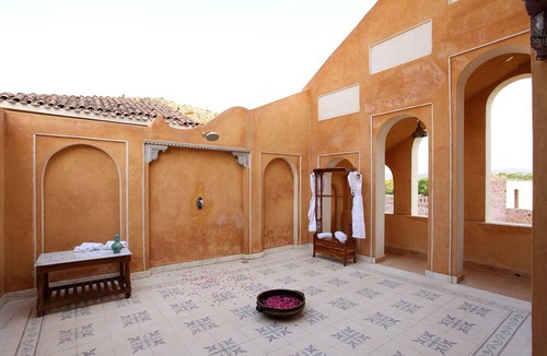 Jamool Khera Hotel | Juna Mahal Jungle Resort Ranthambore