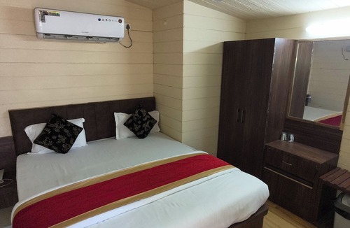 Chittorgarh Hotel | HOTEL ROYAL PALACE
