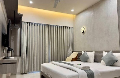 Gandhinagar Hotel | THE ROYAL ERA HOTEL Gandhinagar