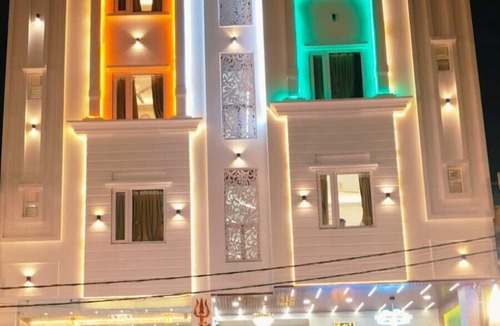 Mahmoorganj Hotel | BKRS Hotel