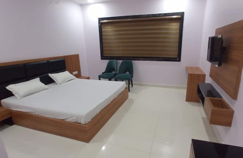 Shikohabad Hotel | The Ritu's Resort Shikohabad