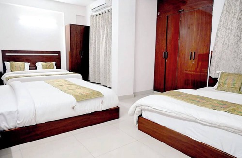 Sigra Hotel | VARANASI HOTEL V-E-D-A VATIKA