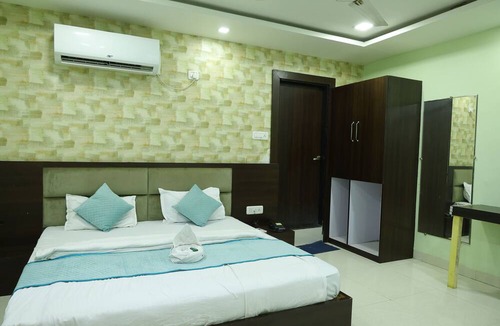 Hoshangabad Hotel | Vallabh Vilas