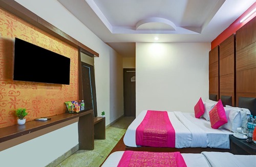 Paharganj Hotel | HOTEL REPOSE VILLA