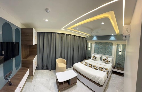 Vadodara Hotel | Hotel Vallabh Sky