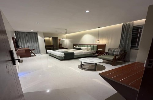 Dharwad Hotel | M R SUITES