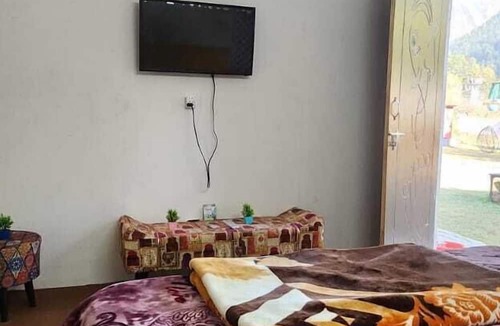 Kasol Resort | Red Leaf Resort & Cafe