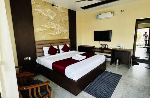 Sualkuchi Hotel | Kumar Green Resort