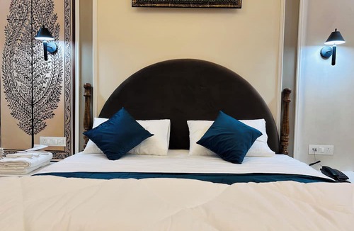 Sikar House | Knight Oasis