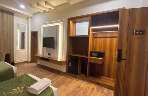 Hisar Hotel | RED LEAF HOTELS