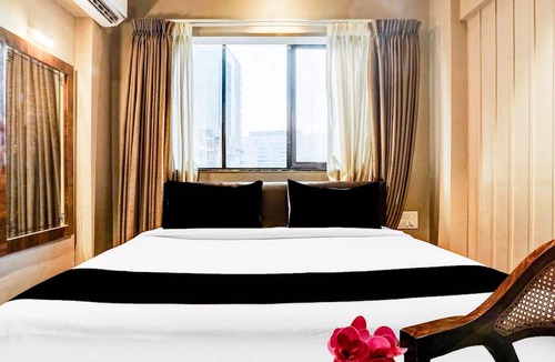 Clover Park House | Suite Viman Nagar Downtown Cilantro