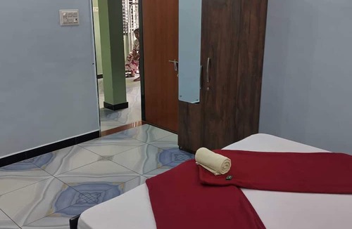 Rajpipla Hotel | Shree Keshrinanadan homestay