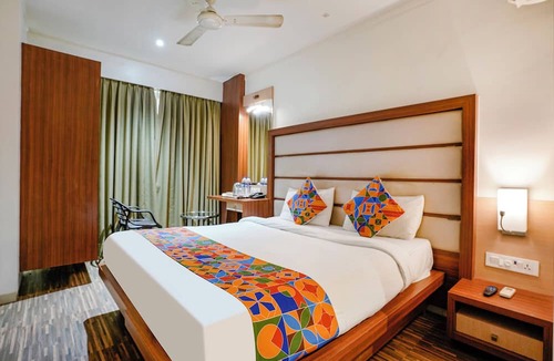 Kopar Khairane Hotel | Fabhotel Konar Inn