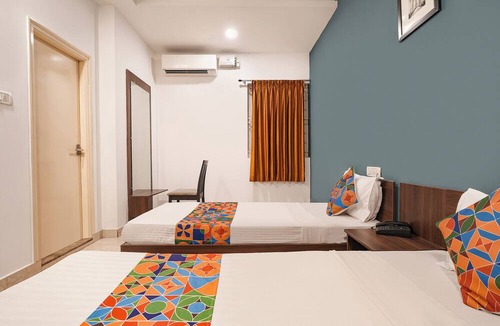 Banashankari Hotel | FabHotel Skyline - Banashankari