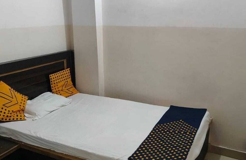 Allahabad Hotel | Royal Kashi Lodge
