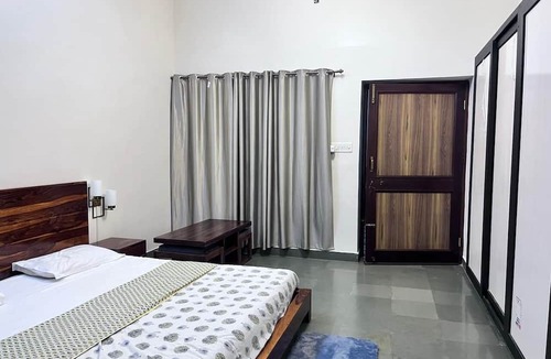 Civil Lines House | Harisadan Homestay
