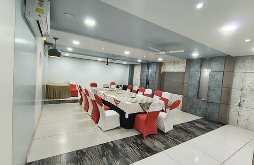 Guna Hotel | Citrus Prime Greens by Samarsingha's