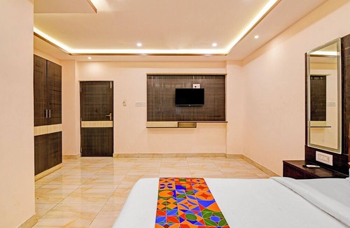 Dumdum Hotel | Fabhotel Bn Palace