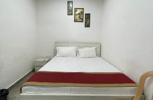 New Delhi Hotel | Hotel Mid Town