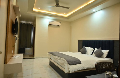 Khatu Hotel | Hotel Dinanath