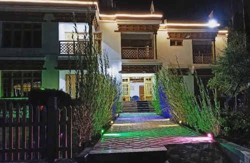 Hunder Hotel | Hotel Ldumra Oasis