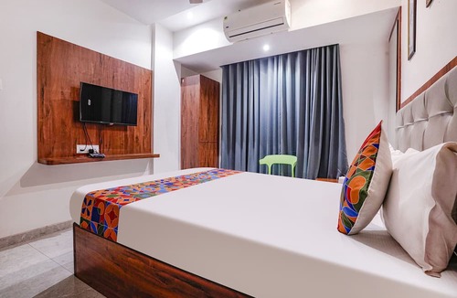 New Panvel East Hotel | FabHotel Utsav Residency