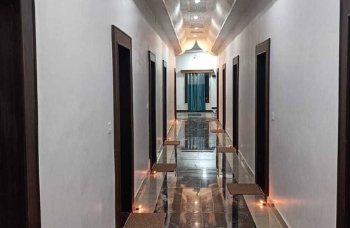 Chhatarpur Resort | Khajuraho Holiday Resorts
