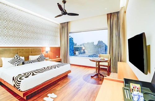 Bissar Akbarpur Apartment | Sunday Resort Manesar