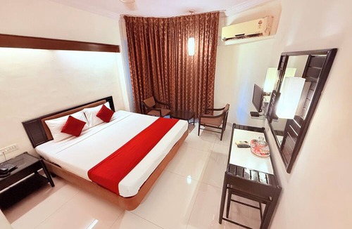 Panvel Hotel | Hotel Garden