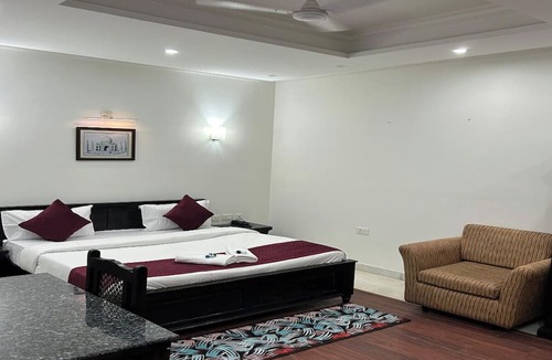 Basai House | Wise Villa Luxury Home Stay