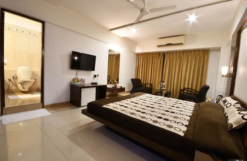 Prahlad Nagar Hotel | Platinum Residency