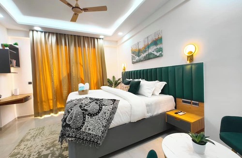 Hazratganj Apartment | Arth Corporate Suites at Gomti Nagar Ext