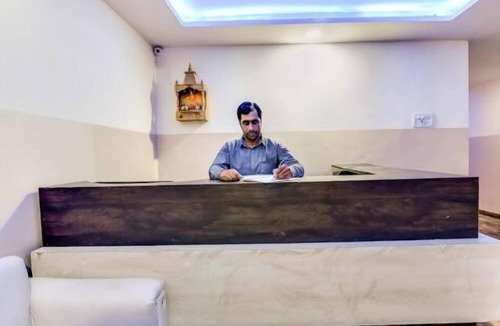Deoria Hotel | Rajshriinn