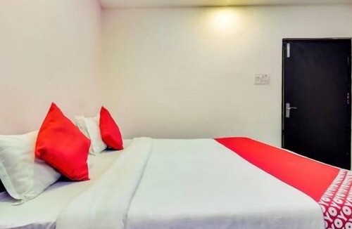 Deoria Hotel | Rajshriinn