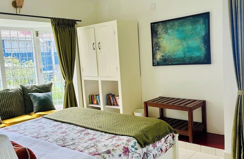 Thalayathimund Bed & Breakfast | Hoopoe House