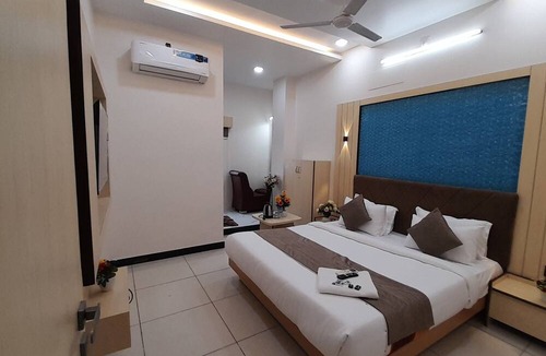 Udaipur Hotel | HOTEL SUN PALACE
