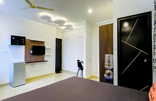 Koramangala 4-B Block Apartment | Wandr. Orion