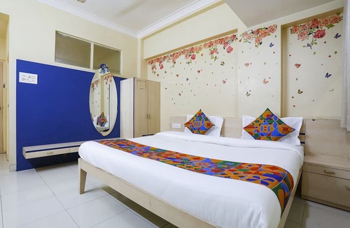 Nashik Road Hotel | FabHotel De Rajnigandha