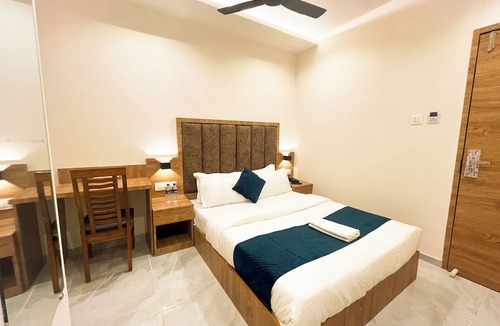 Santacruz West Hotel | Hotel Grand Executive