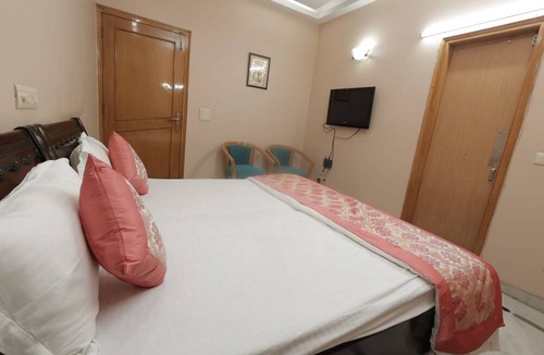 Vasant Vihar House | Room-bed and Breakfast Cum Home Stay