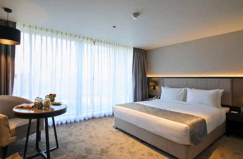 Wakad Hotel | Essentia Premier Hotel Pune